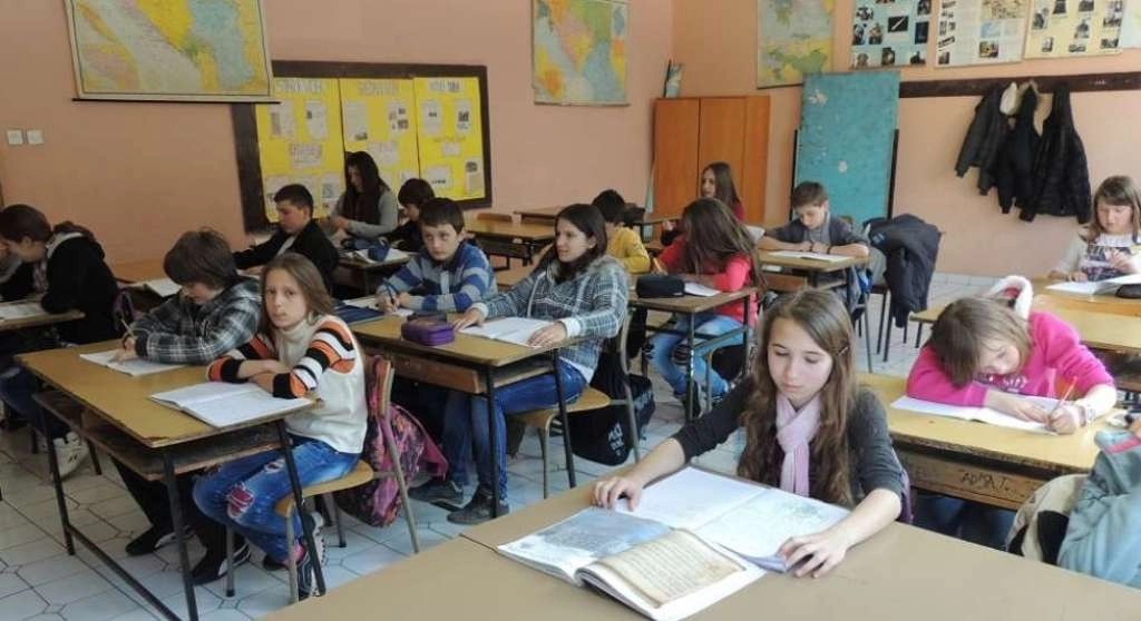 HNŽ: Učenici se vratili u školske klupe, nastavljaju se pregovori Vlade i sindikata